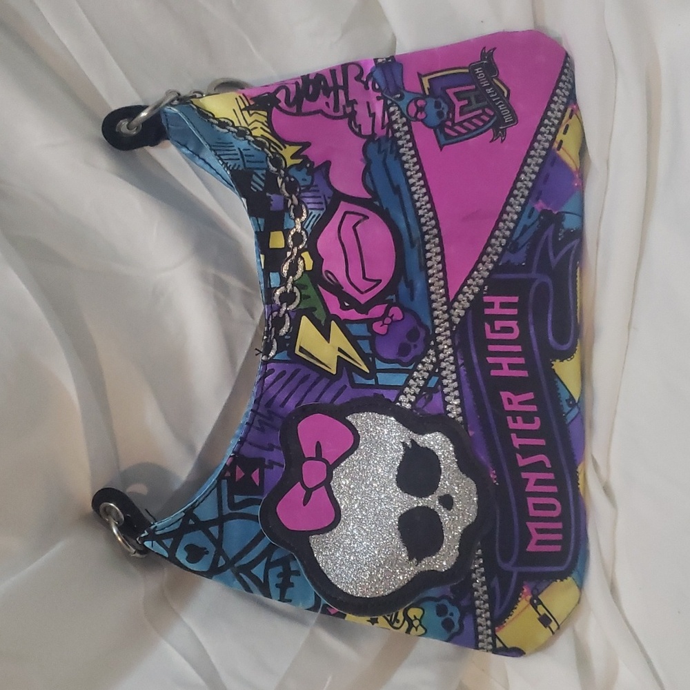 Gen 1 monster high purse